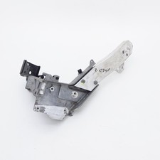 Halter Querträger vorne links Mercedes Benz E-KLASSE 213 10.16-