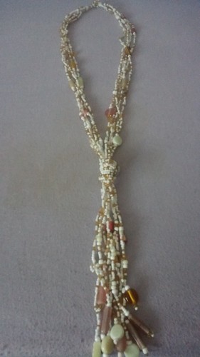 Längere kette mehrreihig mit - kette,