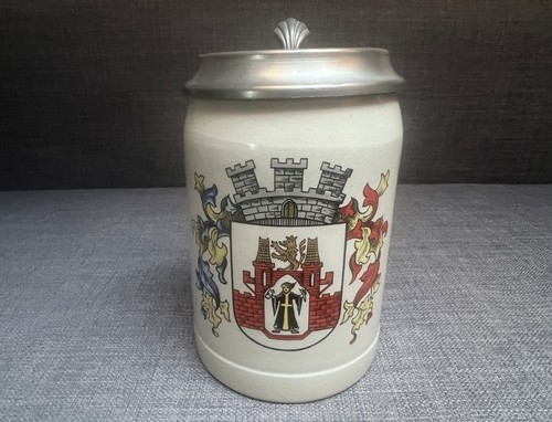 Jahre alte bierkrug aus - jahre,