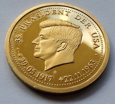 MEDAILLE - USA / JOHN F. KENNEDY / BERLIN 1963 / BRANDENBURGER TOR - VERGOLDET