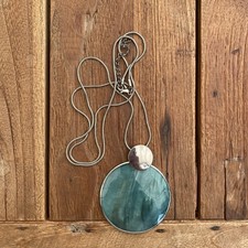 Kette Schwarz Gold hellblauer Stein -ca. 54 cm