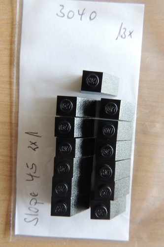 Lego 3040 slope 45 2x1 - x,