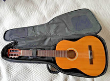 Ortega 4/4 Konzertgitarre mit