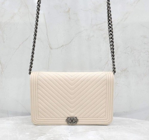 Chanel boy chevron woc - boy,