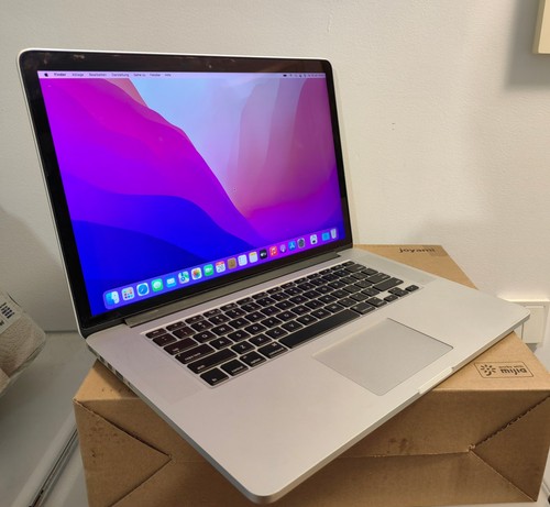 Apple macbook pro 2015 - pro, 15"
