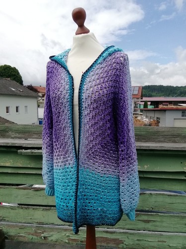 Häkeljacke mit kapuze - kapuze, *