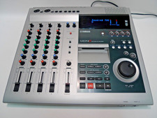 Yamaha MD4S Digital Multirack MD Recorder System - Yamaha MDS4 Mischpult
