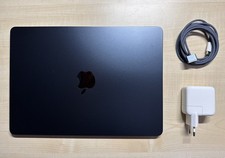 Apple MacBook Air 13,6 Zoll