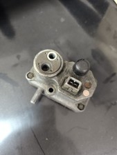 Audi Coupé Quattro 5 Zylinder typ 85 Warmlaufregler 0438140138