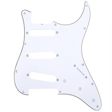 Musiclily Pro 11 Loch 62 Strat