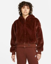 Nike Essentials Faux Fur Damen