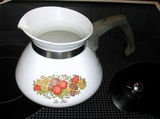 Vintage Corning Ware Kanne