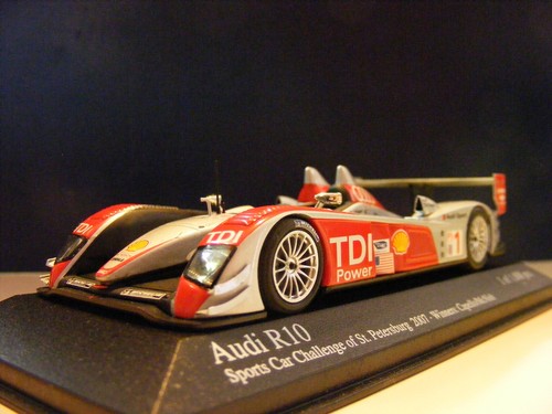Minichamps 400071691 audi - 1:43,