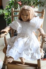 Antiker Kinderhochstuhl aus