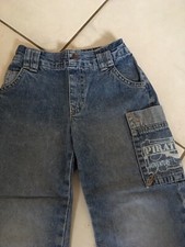 LEMMI Coole Jeans mit Piraten Druck auf der Tasche, Gr.104, *NP 38 Euro*