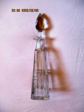 antike Glaskaraffe mit schön