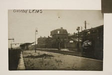 alte Foto AK Bahnhof Lens um