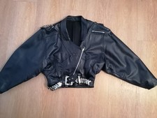 VINTAGE 80s 90s Cropped Black