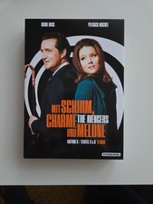 Mit Schirm, Charme und Melone