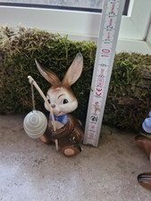 Goebel Ostern Hase mit grünem Ei sitzt alt selten top