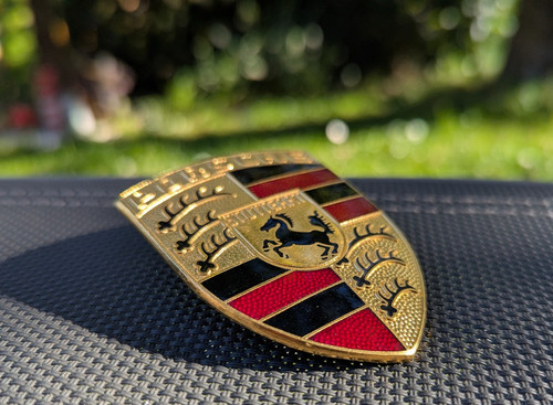 Porsche emblem 901 559 - porsche, 210