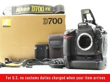 Nikon D700 * Batteriegriff