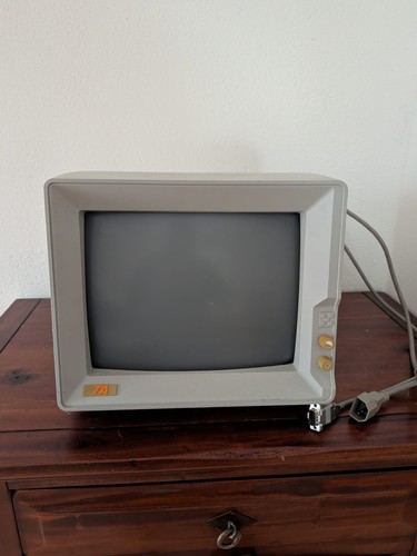 Triumph adler crt - ta,