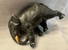 alte kl. Tierfigur Elefant L 7 cm H 4,2 cm  Papiermaschee oder Porzellan ? alt