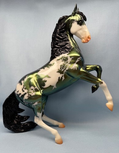 Breyer model horse - breyer,