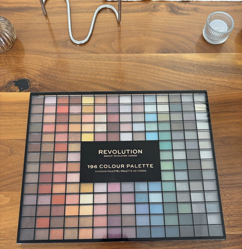 Revolution 196 colour palette - colour,