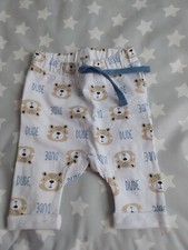 Hose für Jungen in der Größe 62