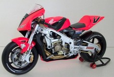 Minichamps Maßstab 1:12 - 122
