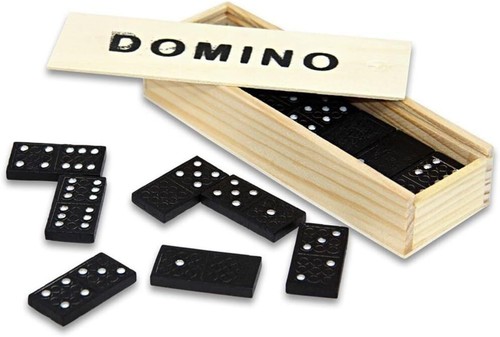 Domino spiel aus holz - spiel,