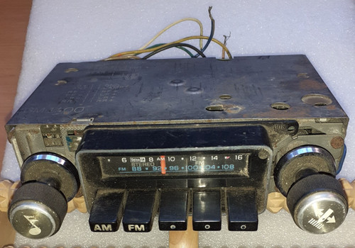 Vintage delco gm1400 car radio - delco,