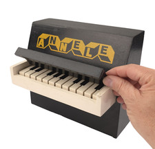 Mini Kinder Klavier Spielzeug 12 Tasten Piano Toy ANNELE  ca. 60er 70er Jahre