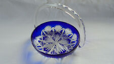 sehr schöne Kristallschale mit Henkel  / blau - weiß