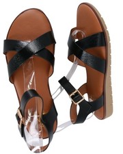 BEQUEME SCHWARZE SANDALEN AUS