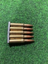 Deko Munition auf Ladestreifen