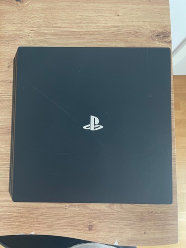 Sony playstation pro ps4 - 4,