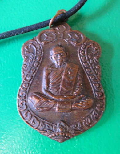 Altes amulett aus thailand - altes,