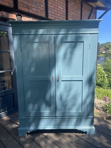 Antiker kleiderschrank - antiker,