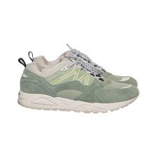 Karhu, Trainingsschuhe