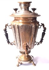 Russischer Holzkohle Samowar