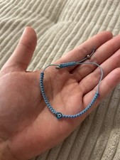 Hellblaues Makramee-Armband mit Nazar-Auge - verstellbar, Glücksbringer