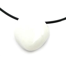 Trommelstein gebohrt Schneequarz