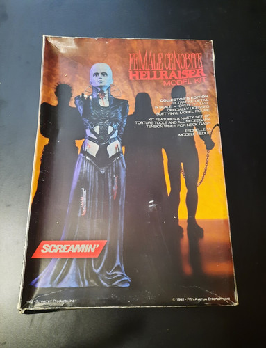Screamin female cenobite - screamin',