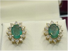 2,50 Ct Smaragd & Diamant Ohrringe In 14K Gelbgold