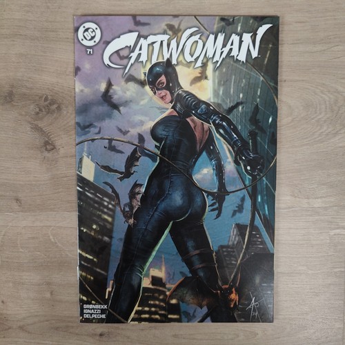 Catwoman exclusive ltd - #71,