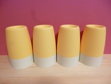 Tupperware Eierbecher mit Haube - Gelb weis - 4 Stück