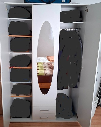 Kleiderschrank weiß mit - in,